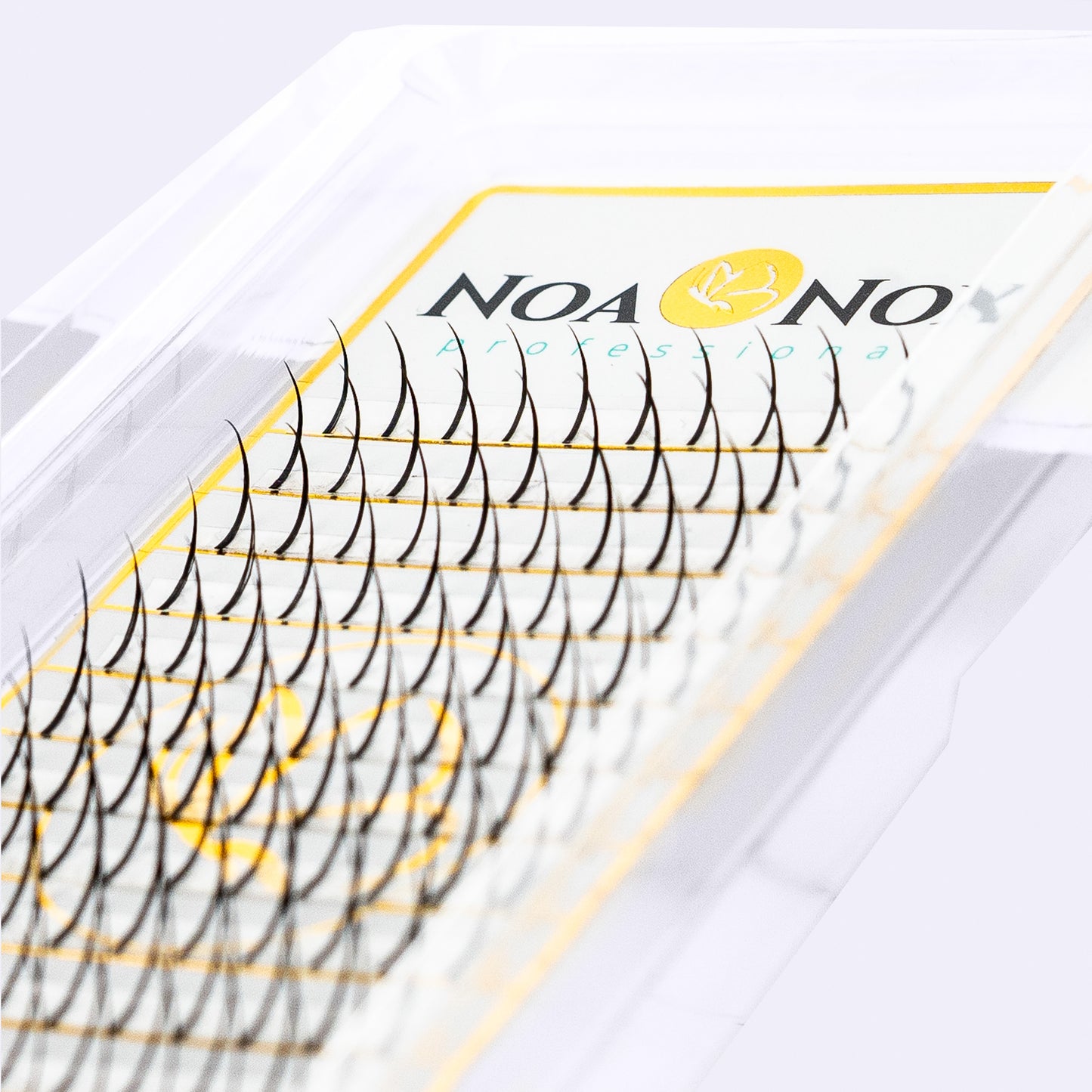 Extensiones de pestañas espigas para efecto Kardashian