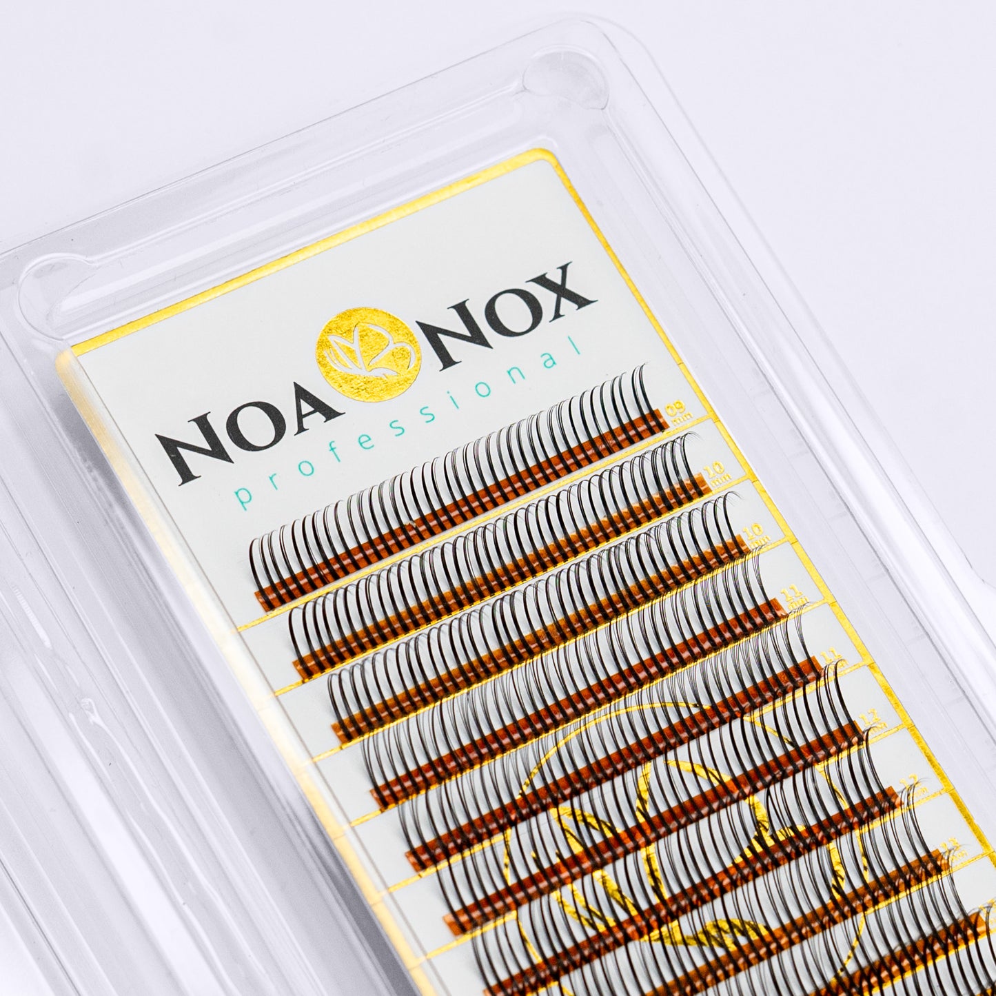 Extensiones de pestañas efecto mojado